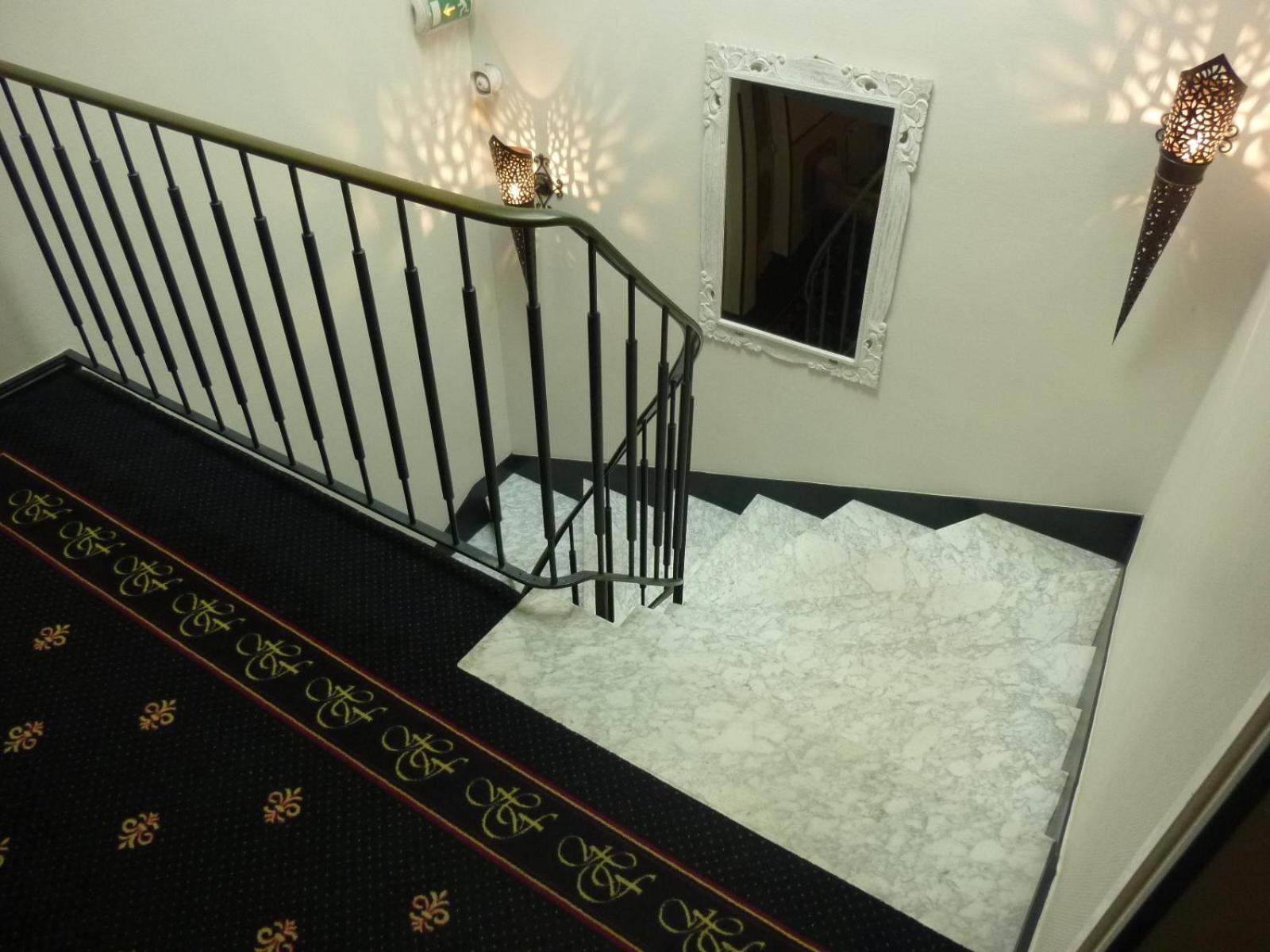 Hotel De France Μπερζεράκ Εξωτερικό φωτογραφία